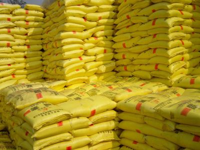 Harga urea berjangka naik